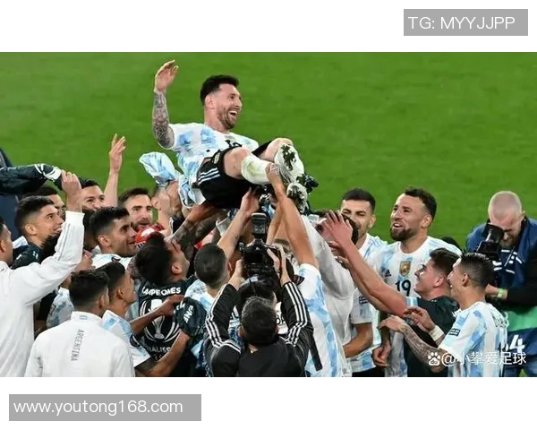 梅西领衔阿根廷国家队夺得美洲杯冠军,创造历史震撼全球球迷