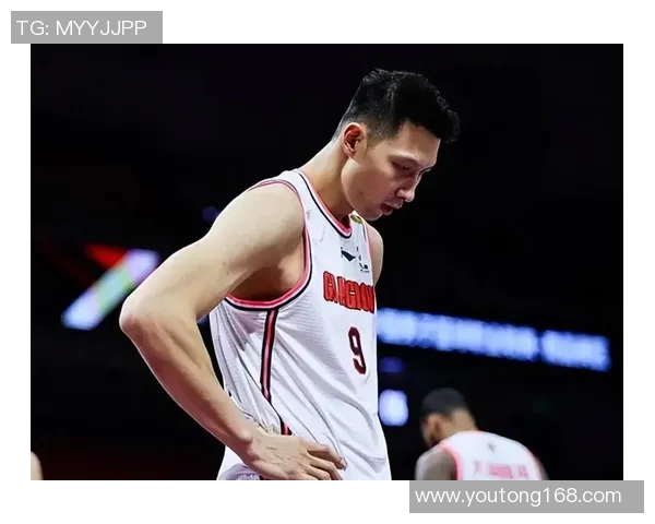 易建联：从篮球场上的传奇到社会责任的践行者，见证中国体育的崛起与变革