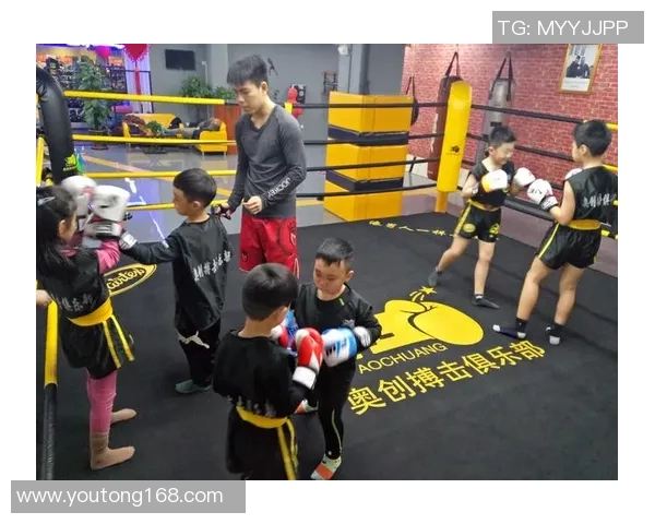 哈特利普与吉姆的精彩对决揭示了拳击界的新格局与未来发展趋势 哈特利普与吉姆的精彩对决揭示了拳击界的新格局与未来发展趋势